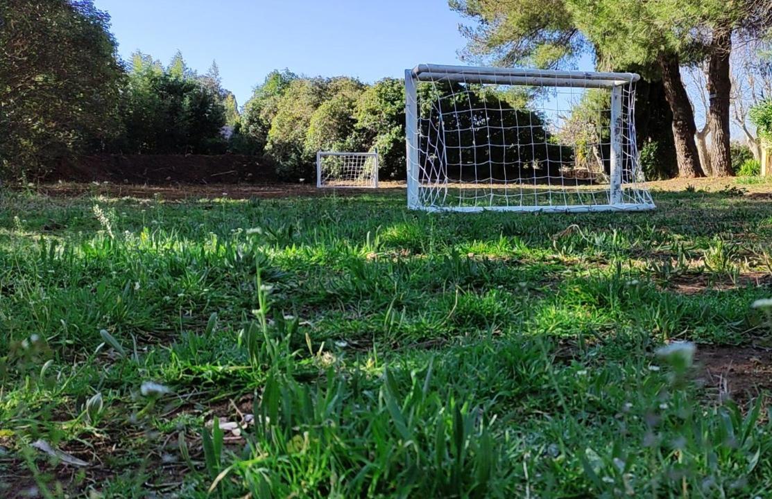 Offrez-Vous Un Sejour Dans Notre Studio T1 Bis A Entressen Une Grande Piscine Pour Se Rafraichir ,Un Espace De Jeux Pour Enfants Pour Des Heures De Divertissement Un Terrain De Petanque Pour Des Parties Endiablees Dış mekan fotoğraf